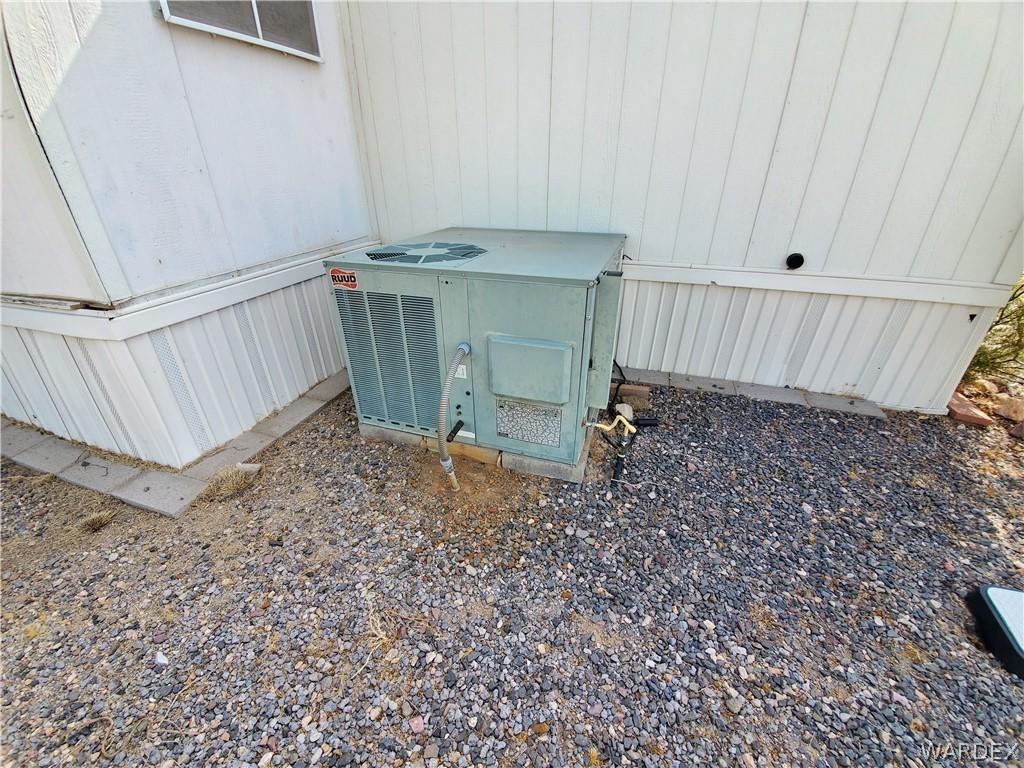 553 South Elfrida Road Golden Valley, AZ 86413 - Photo 23 of 44 Gallery Image 23