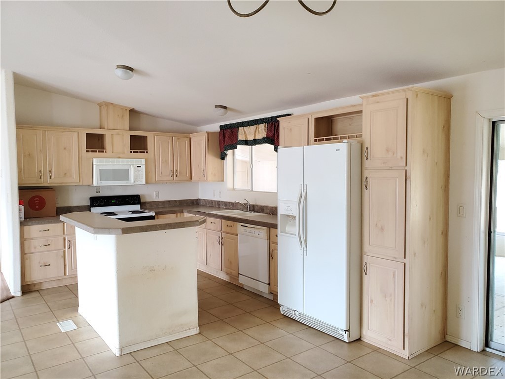553 South Elfrida Road Golden Valley, AZ 86413 - Photo 31 of 44 Gallery Image 31
