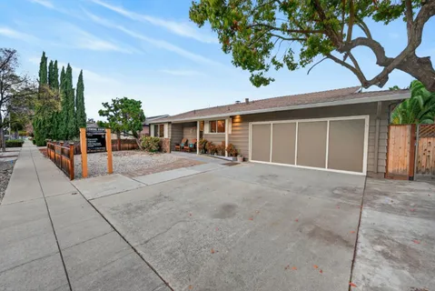 a view of a house with a garage