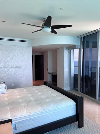 $30,000 | 17121 Collins Avenue, Unit 3304, Sunny Isles Beach, FL 33160