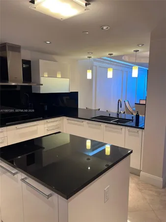 $30,000 | 17121 Collins Avenue, Unit 3304, Sunny Isles Beach, FL 33160