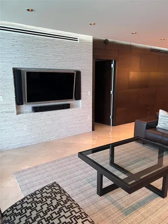 $30,000 | 17121 Collins Avenue, Unit 3304, Sunny Isles Beach, FL 33160