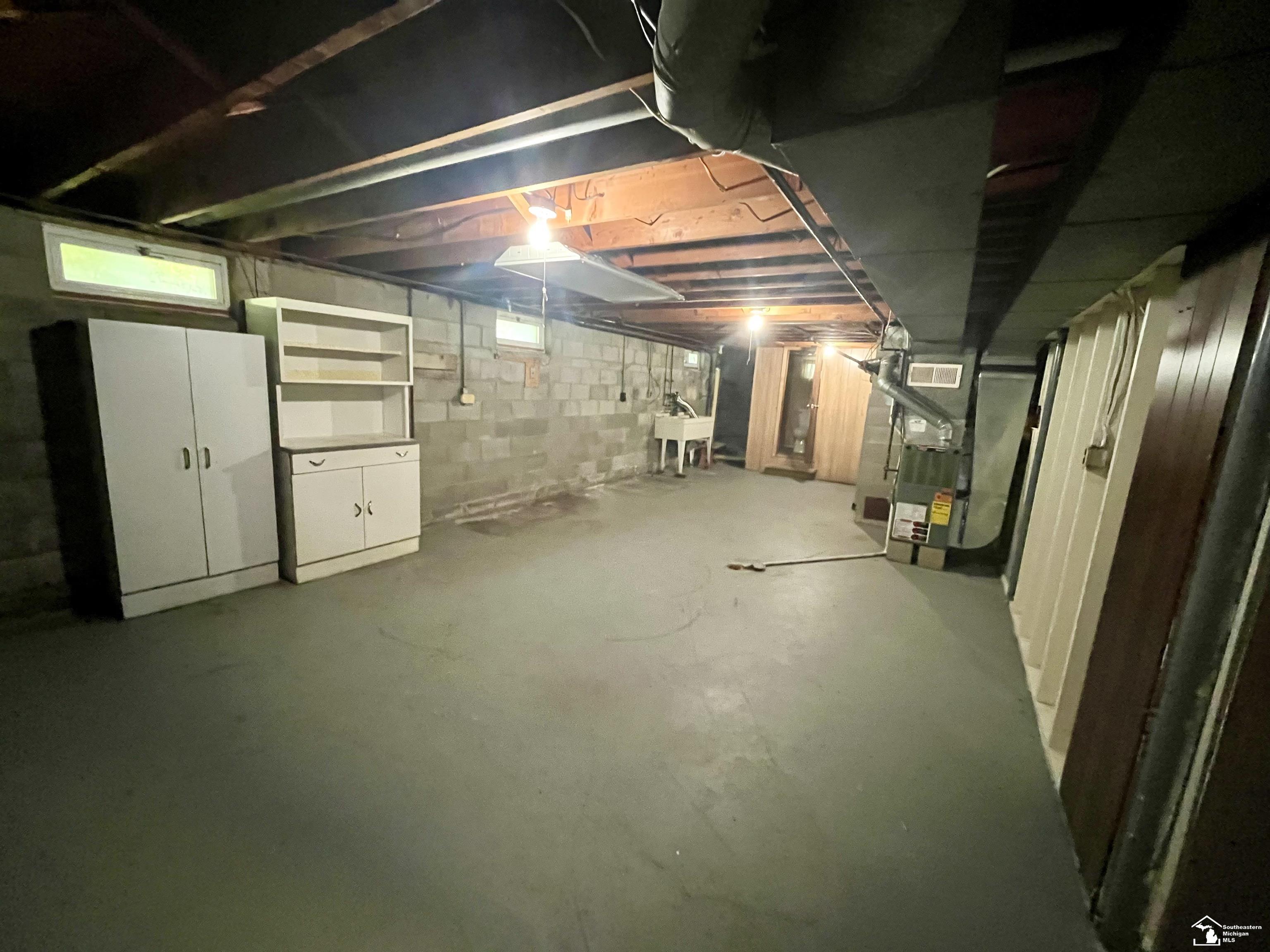 5714 East Dunbar Road Monroe, MI 48161 - Photo 20 of 24 50188226-b9908069-60e5-48ea-94b7-21e13b0a0f08.JPG