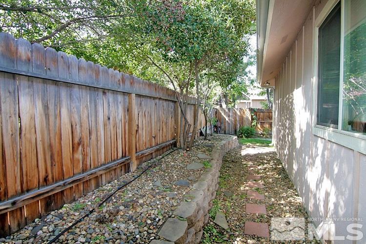 560 Citadel Road Reno, NV 89503 - Photo 25 of 25 a view of a backyard with pathway