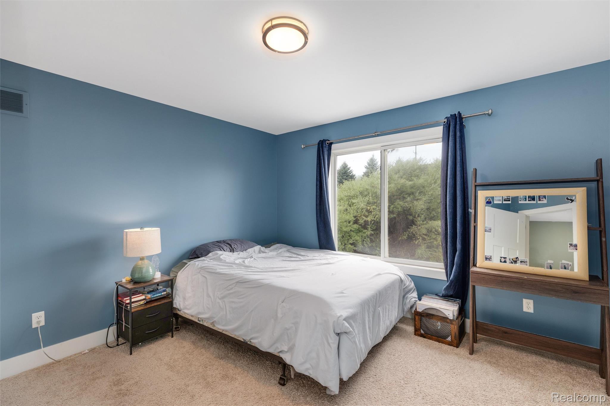 1016 West Snell Road Rochester, MI 48306 - Photo 23 of 35 Bedroom