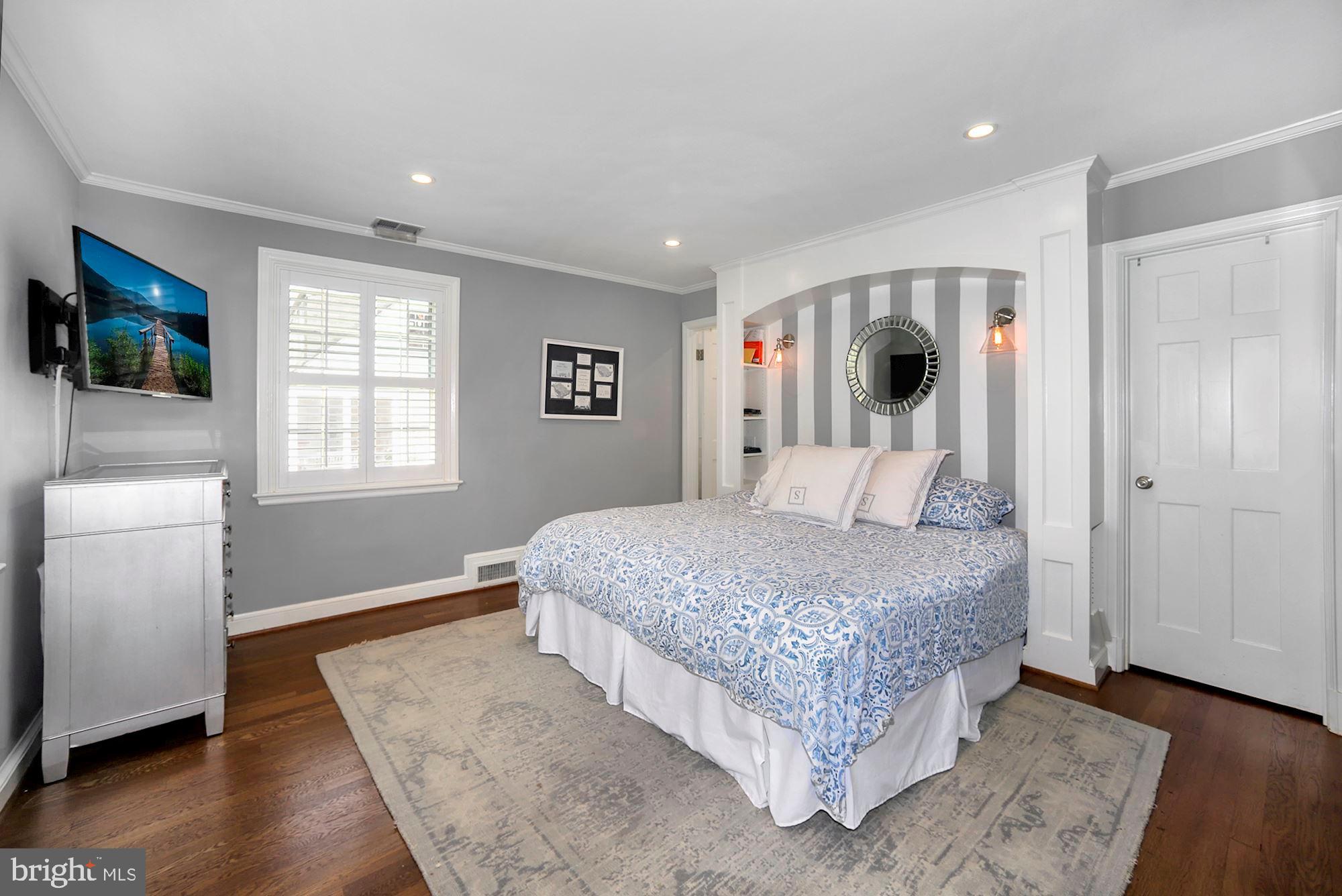 3812 Fordham Road Northwest Washington, DC 20016 - Photo 12 of 28 Owner's Bedroom