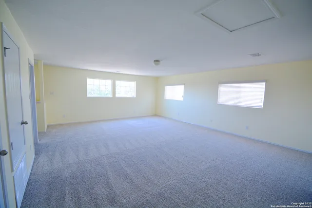 $1,950 | 3806 Flyer Vista, San Antonio, TX 78261