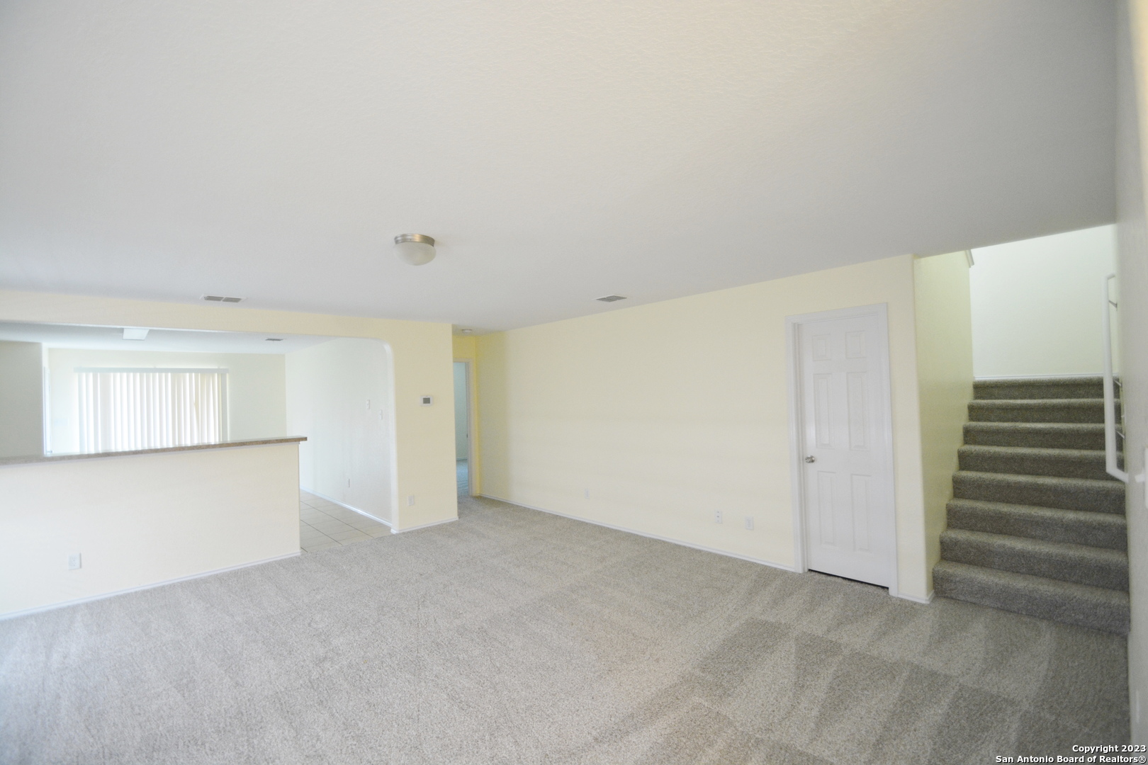 3806 Flyer Vista San Antonio, TX 78261 - Photo 4 of 17