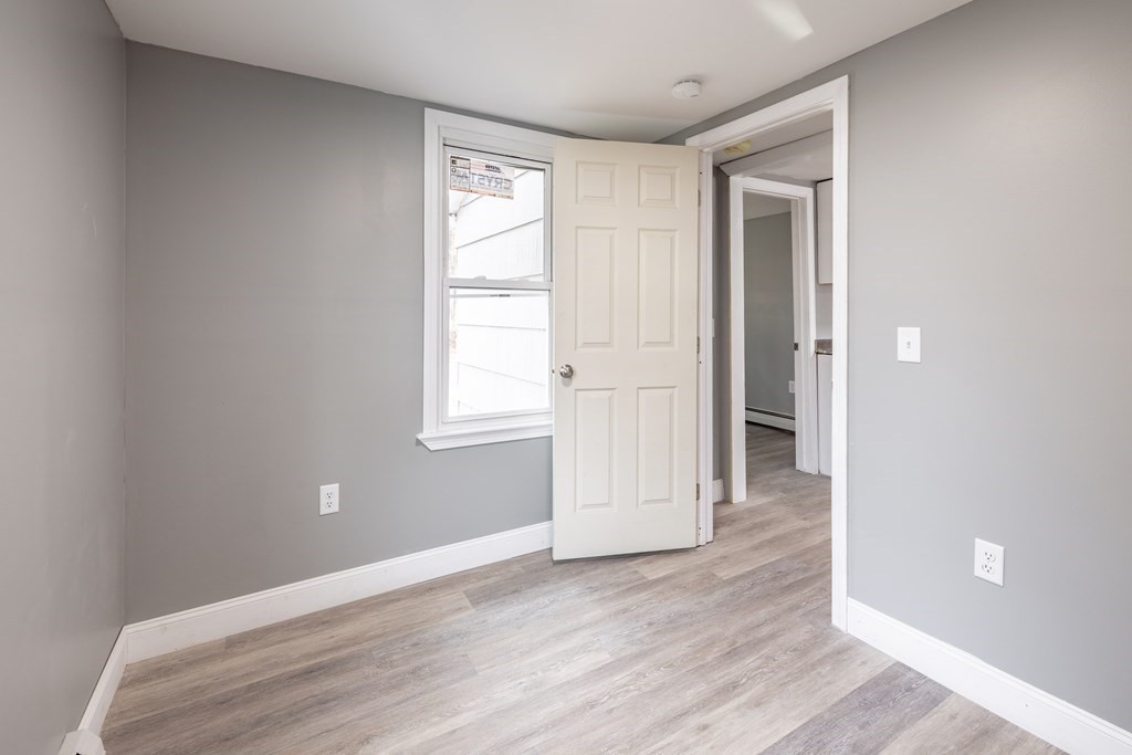 83 Brandon Avenue Springfield, MA 01119 - Photo 12 of 21