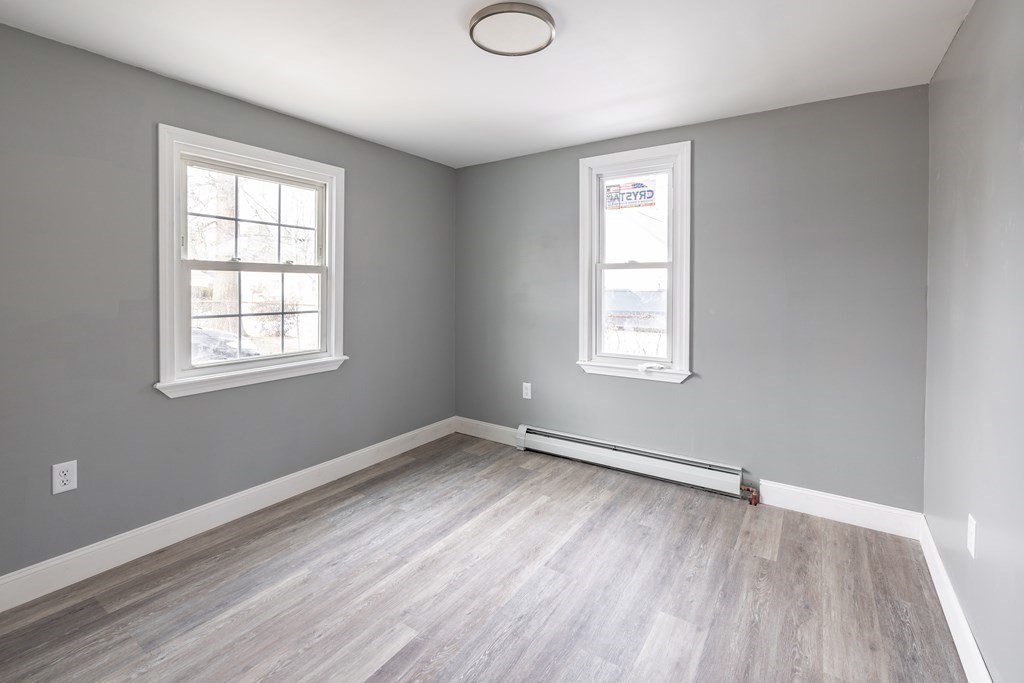 83 Brandon Avenue Springfield, MA 01119 - Photo 7 of 21