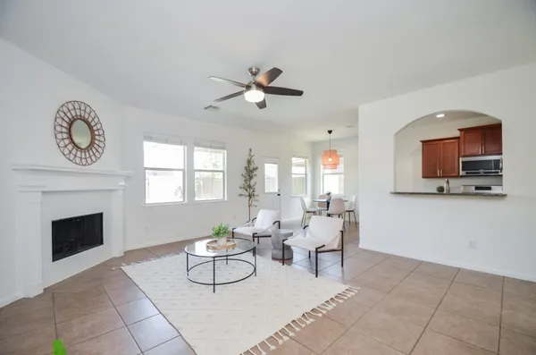 $3,500 | 8906 Hostler Drive, Tomball, TX 77375