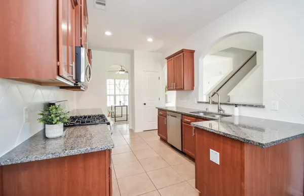 $3,500 | 8906 Hostler Drive, Tomball, TX 77375