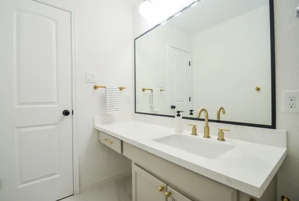 $3,500 | 8906 Hostler Drive, Tomball, TX 77375
