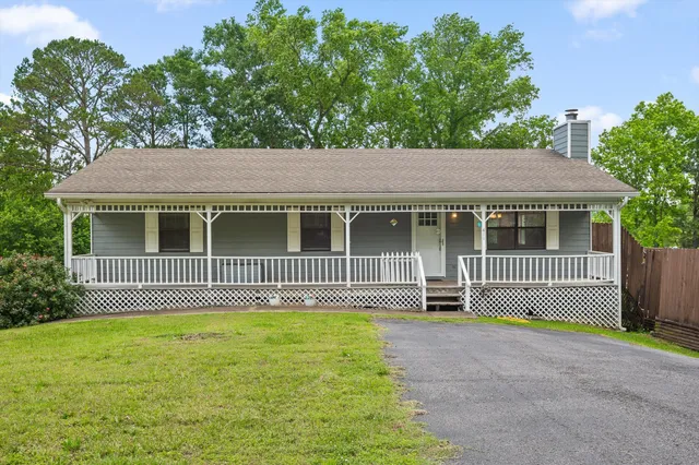 $329,000 | 411 Meadow Green Drive, Ringgold, GA 30736