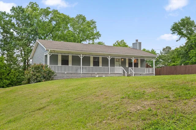 $329,000 | 411 Meadow Green Drive, Ringgold, GA 30736