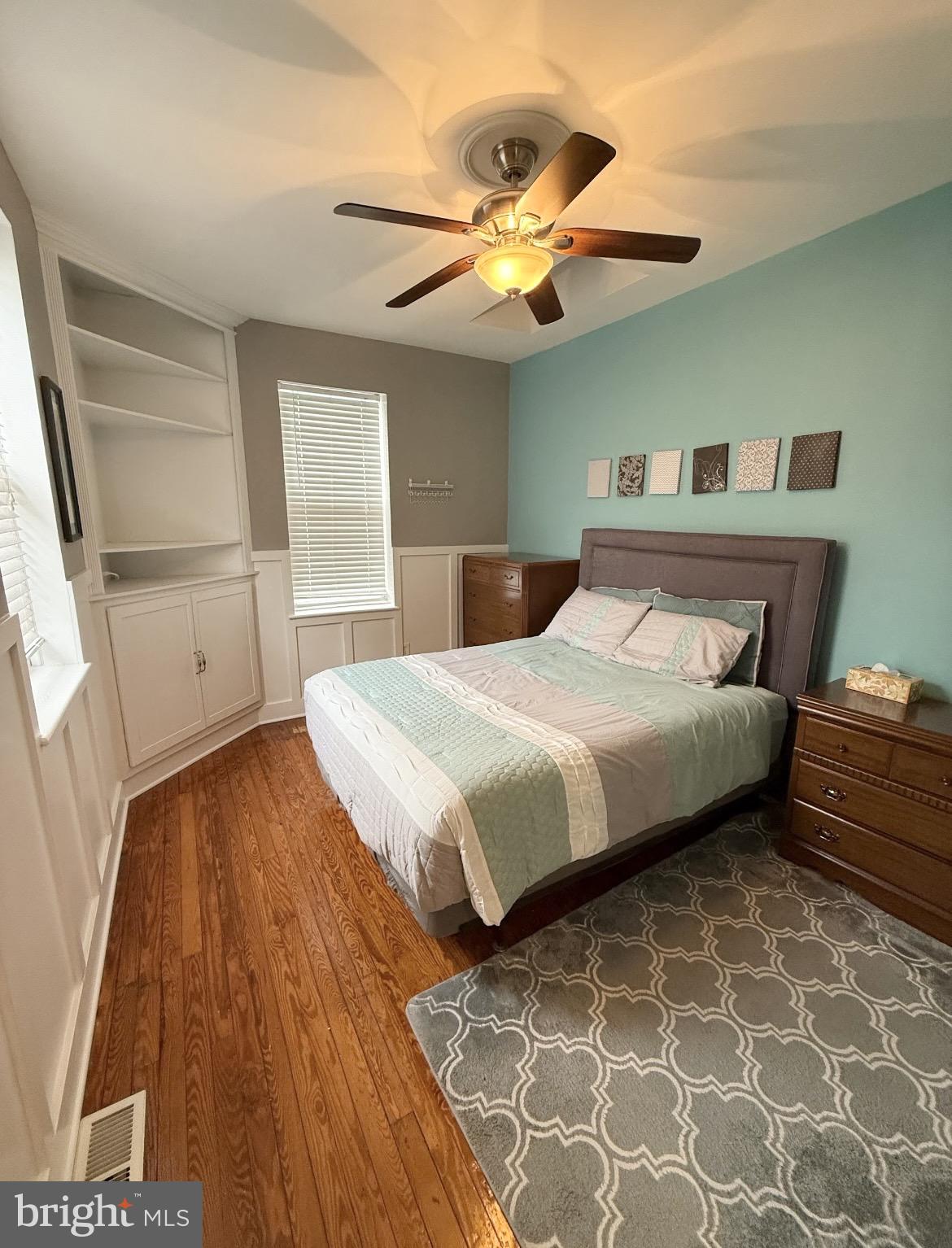 512 Fitzwater Street, Unit R Philadelphia, PA 19147 - Photo 23 of 27 Primary Bedroom