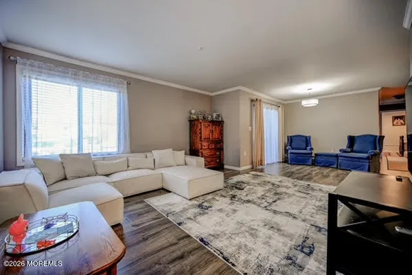 $319,900 | 19 Pine Cluster Circle, Unit A, Manalapan, NJ 07726