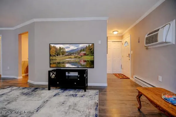 $319,900 | 19 Pine Cluster Circle, Unit A, Manalapan, NJ 07726