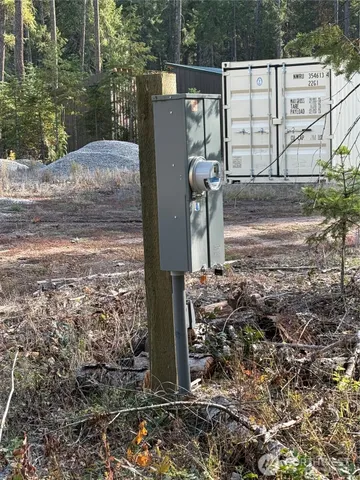 a view of a water fountain