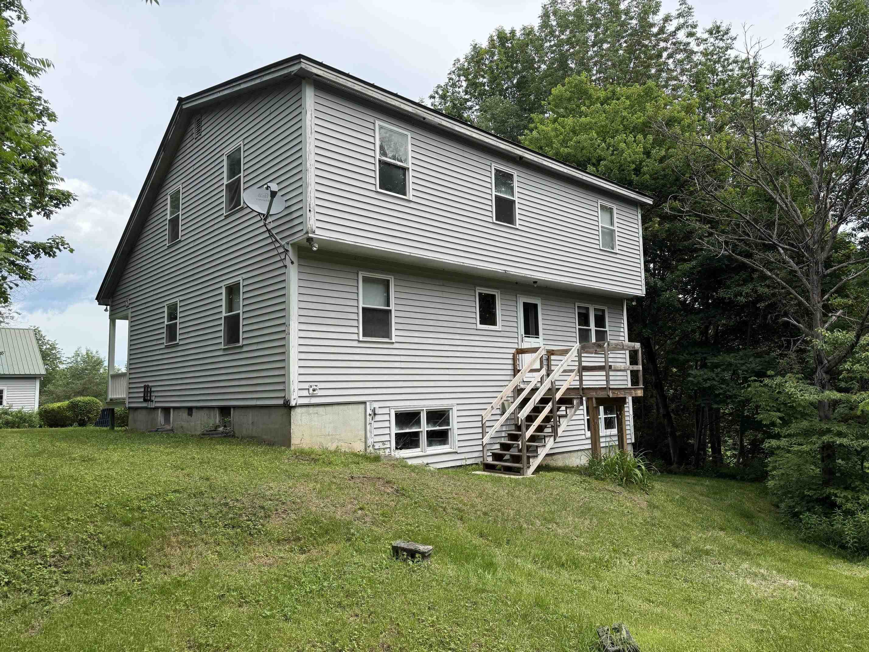 531 Highway 12 Hartland, VT 05048 - Photo 2 of 24