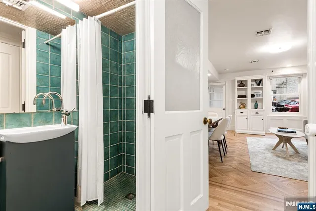 $2,500,000 | 210 13th Street, Hoboken, NJ 07030