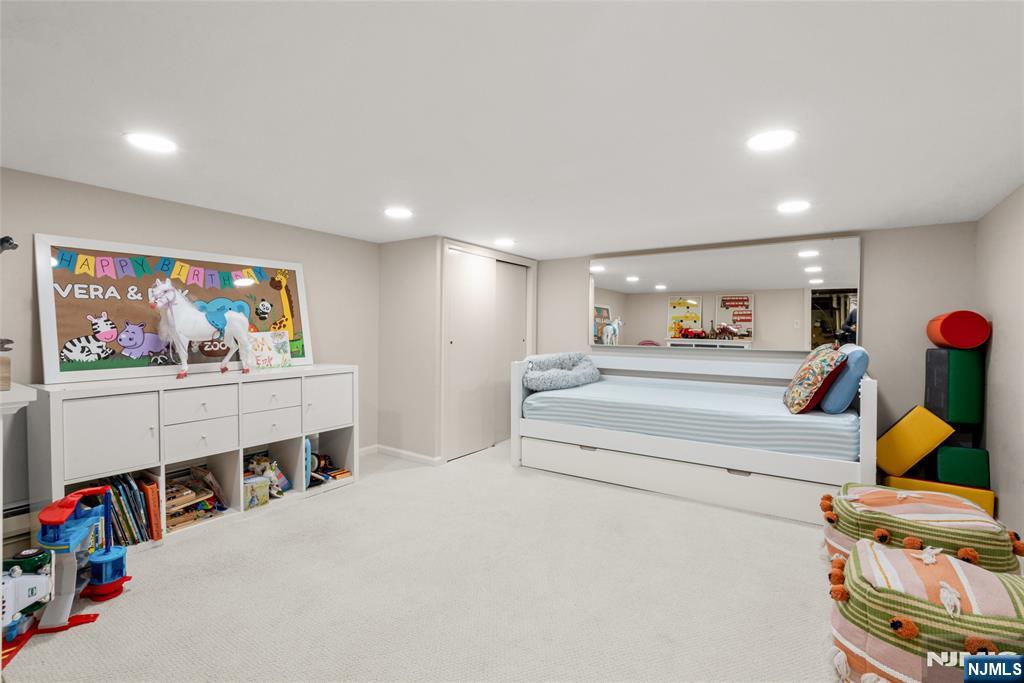 210 13th Street Hoboken, NJ 07030 - Photo 26 of 27