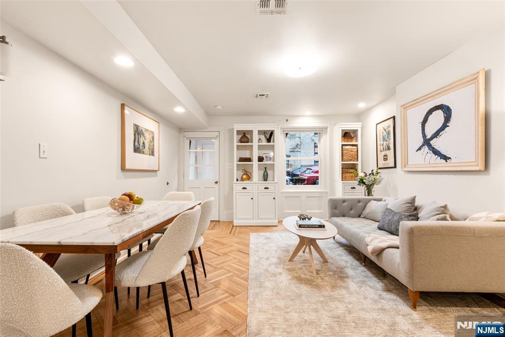 210 13th Street Hoboken, NJ 07030 - Photo 7 of 27