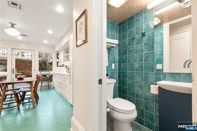 $2,500,000 | 210 13th Street, Hoboken, NJ 07030