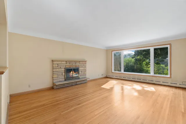 $590,000 | 3337 Decatur Lane, St. Louis Park, MN 55426