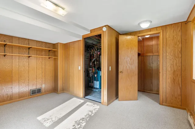 $590,000 | 3337 Decatur Lane, St. Louis Park, MN 55426