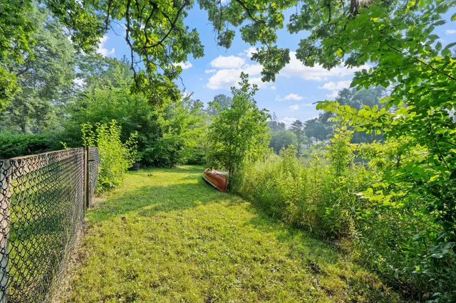 $590,000 | 3337 Decatur Lane, St. Louis Park, MN 55426