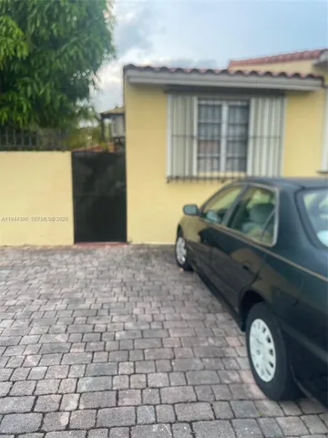 a house view with a outdoor space