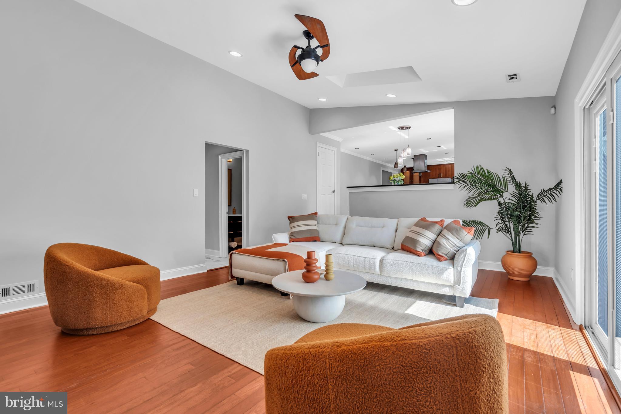 1 Crisfield Road Sicklerville, NJ 08081 - Photo 19 of 45 a living room with furniture and a potted plant