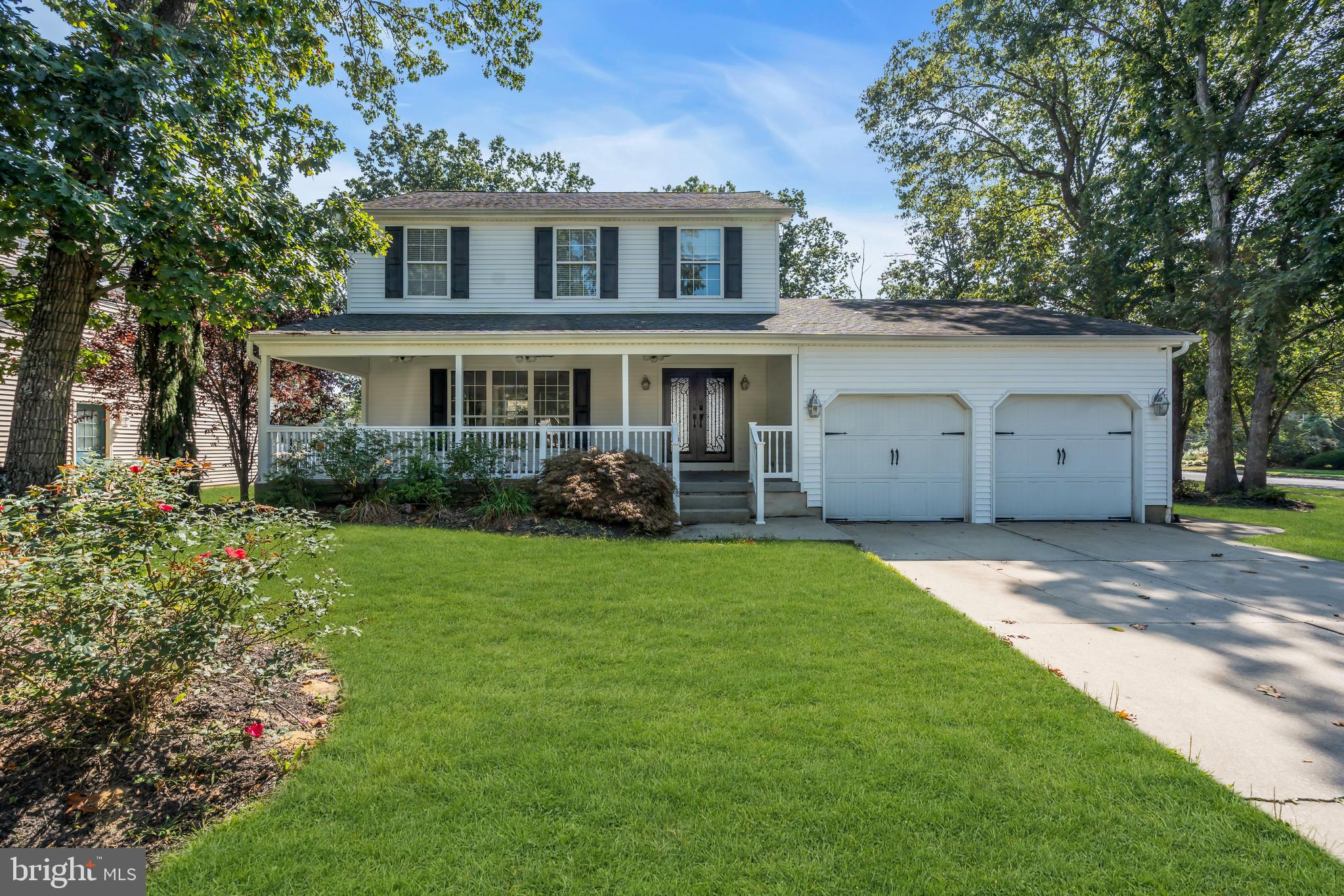 1 Crisfield Road Sicklerville, NJ 08081 - Photo 4 of 45 a house view with a garden space