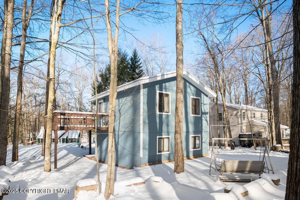 136 Netcong Circle Pocono Lake, PA 18347 - Photo 10 of 40 a outdoor view of a building