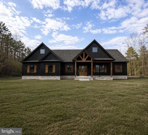 $669,900 | 8 Silage Lane, Berkeley Springs, WV 25411