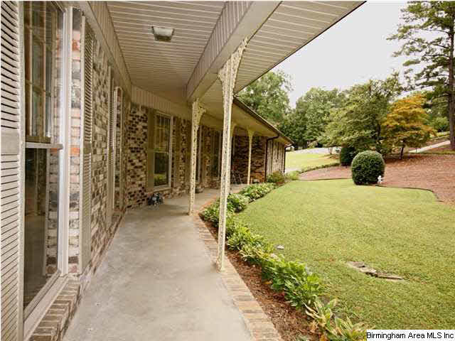 3320 Circle Hill Road Birmingham, AL 35243 - Photo 3 of 22