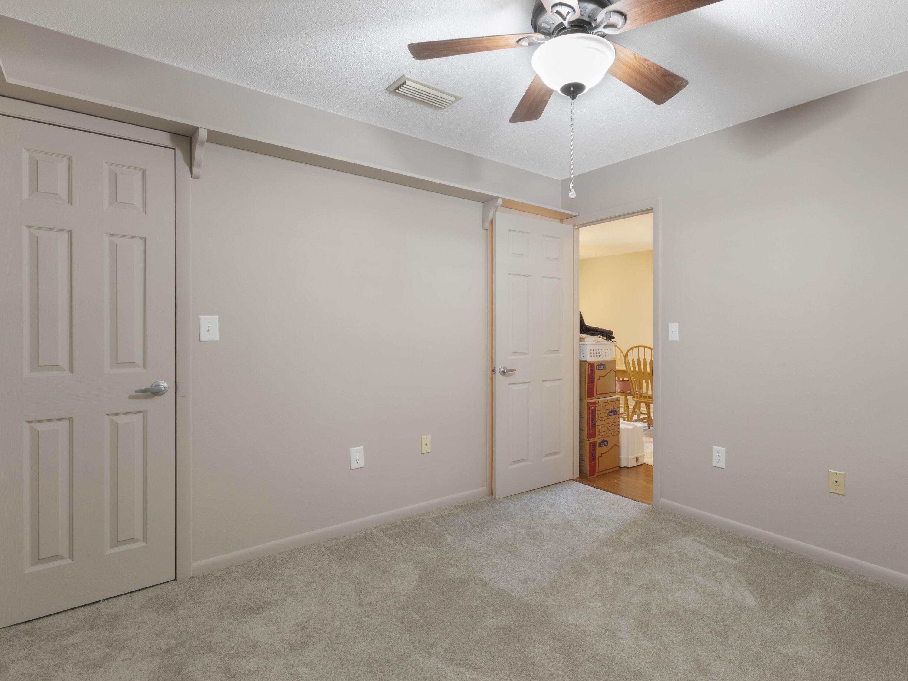 141 Fernery Road, Unit H3 Lakeland, FL 33809 - Photo 14 of 27 Guest Bedroom