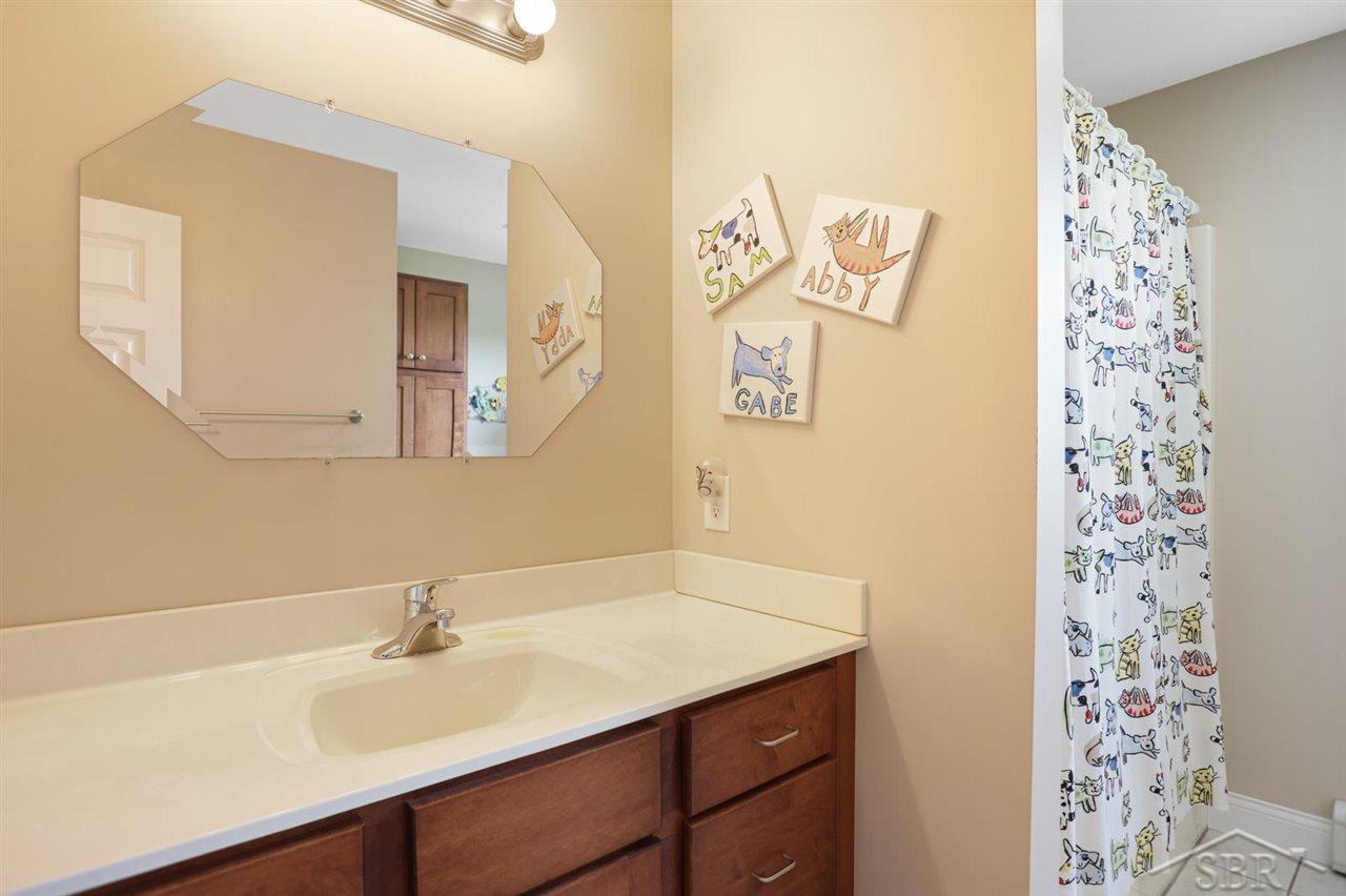 9433 Bender Road Frankenmuth, MI 48734 - Photo 40 of 72 50054874-40.JPG