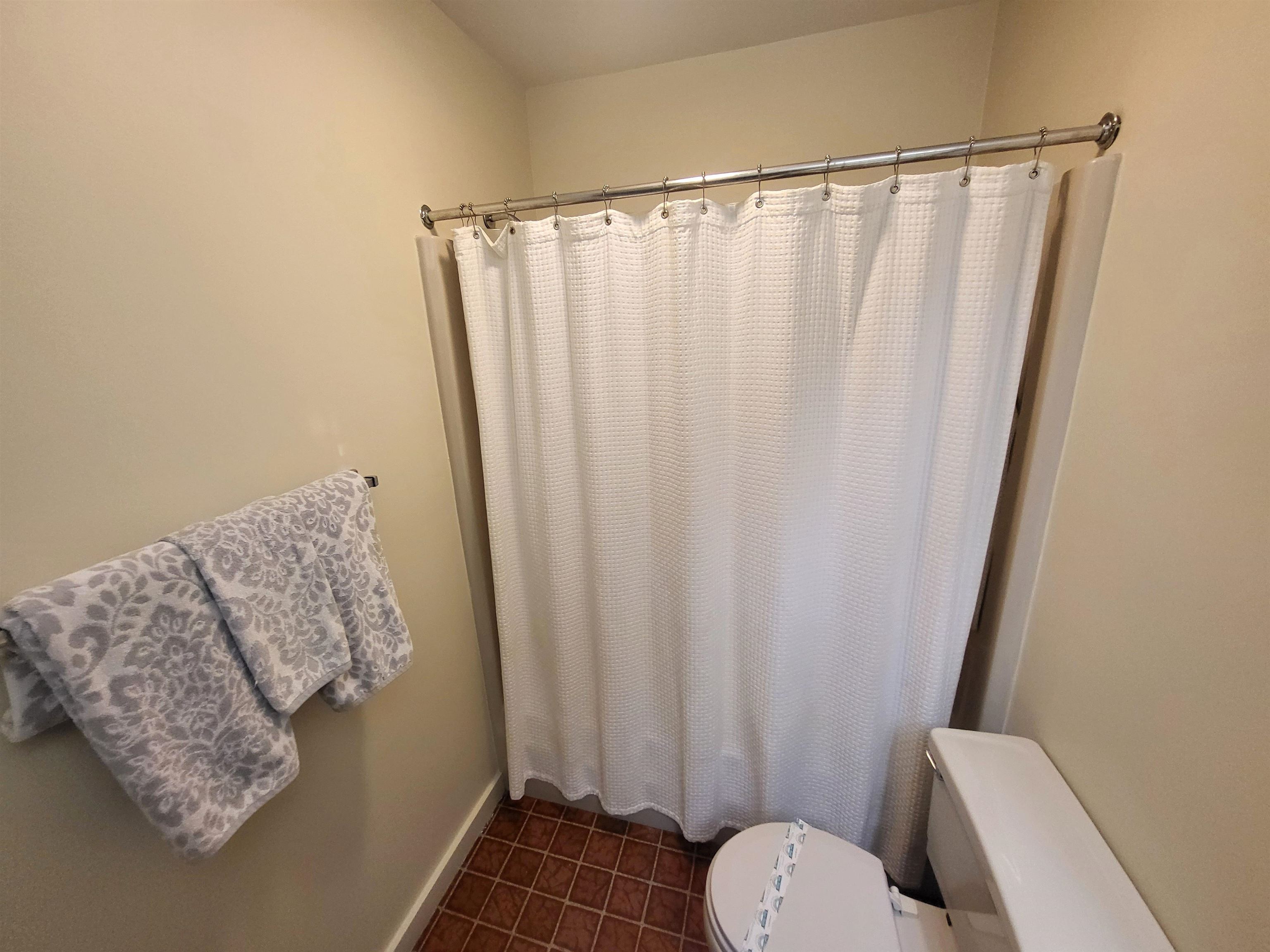 22 Brookside Road, Unit 3 & 4 Lincoln, NH 03251 - Photo 33 of 43