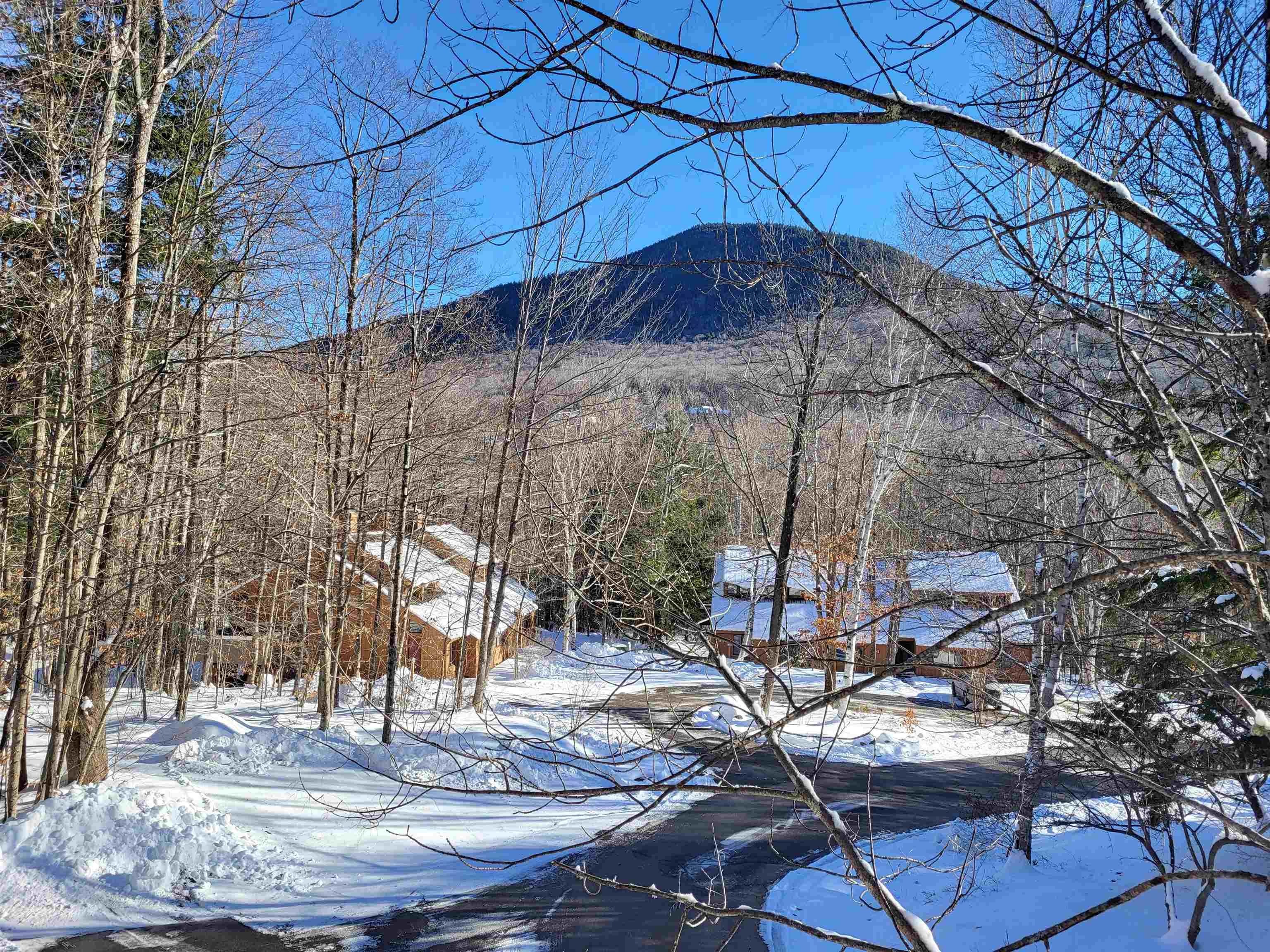 22 Brookside Road, Unit 3 & 4 Lincoln, NH 03251 - Photo 34 of 43