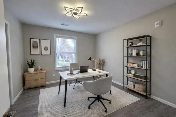 $1,395 | 543 Peachers Mill Road, Unit 214, Clarksville, TN 37042