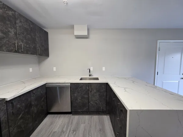 $1,395 | 543 Peachers Mill Road, Unit 214, Clarksville, TN 37042