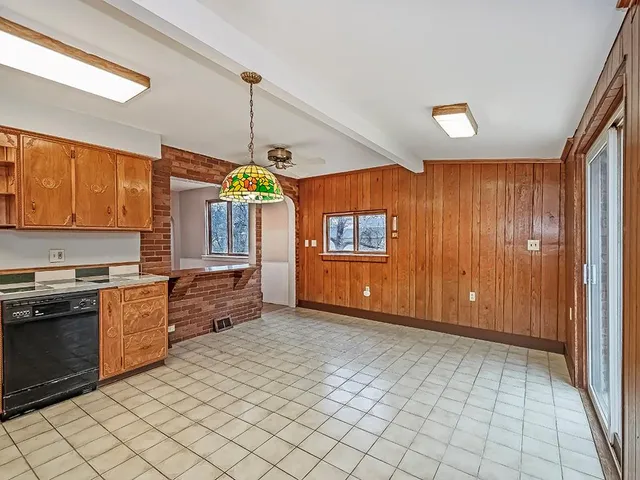 $200,000 | 229 Copperfield Avenue, Pittsburgh, PA 15210