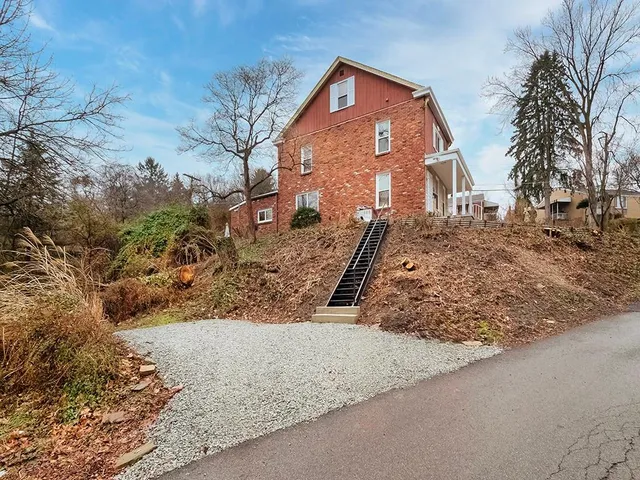 $200,000 | 229 Copperfield Avenue, Pittsburgh, PA 15210