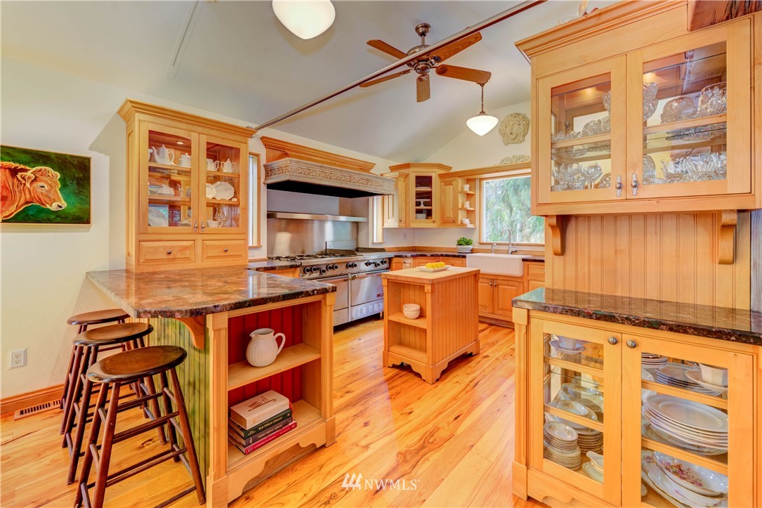 3220 Ohme Road Wenatchee, WA 98801 - Photo 8 of 40 Gallery Image 8
