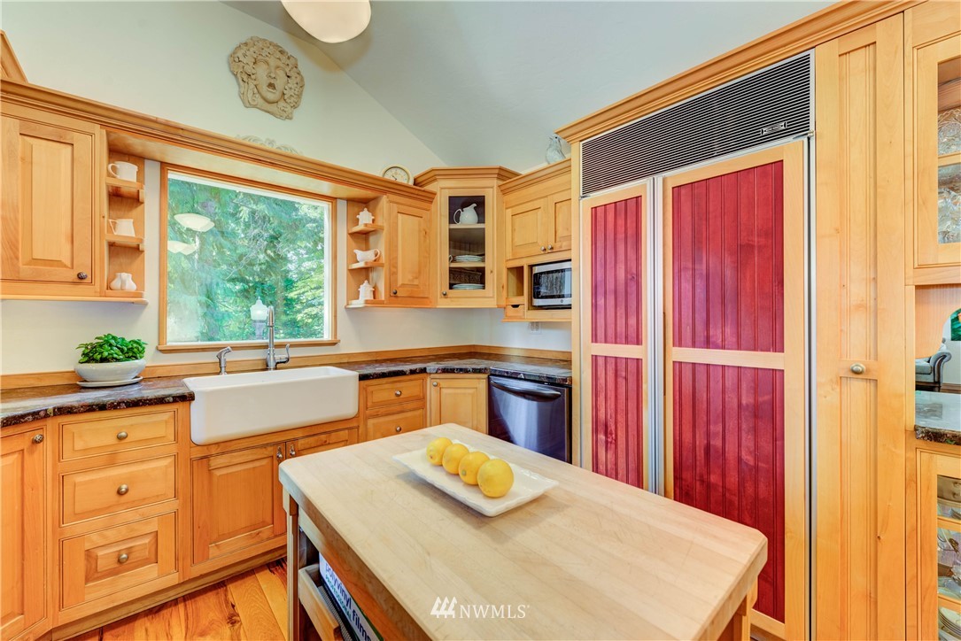 3220 Ohme Road Wenatchee, WA 98801 - Photo 10 of 40 Gallery Image 10