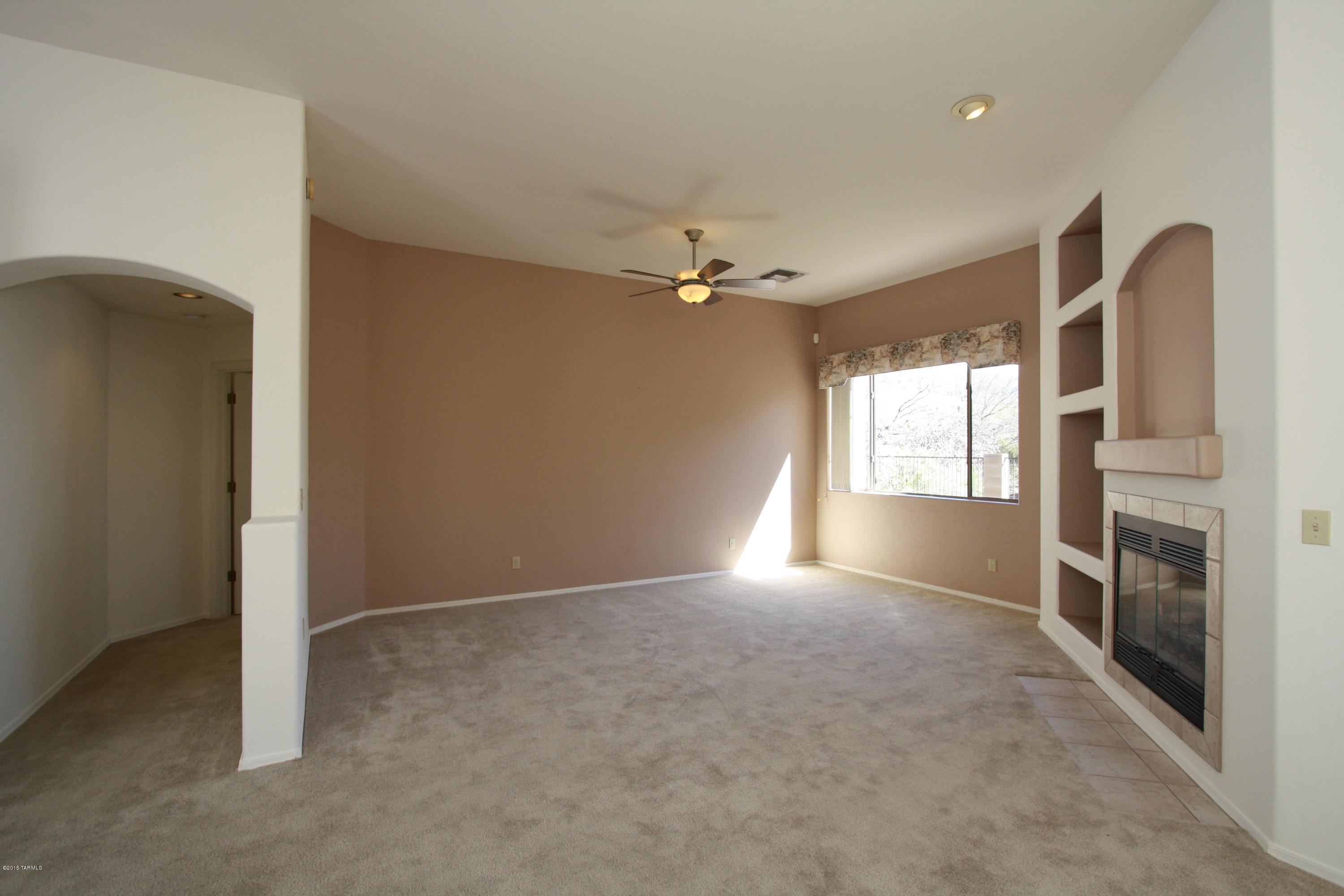 5206 North Canyon Rise Place Tucson, AZ 85749 - Photo 4 of 23 Living Room w/Fireplace