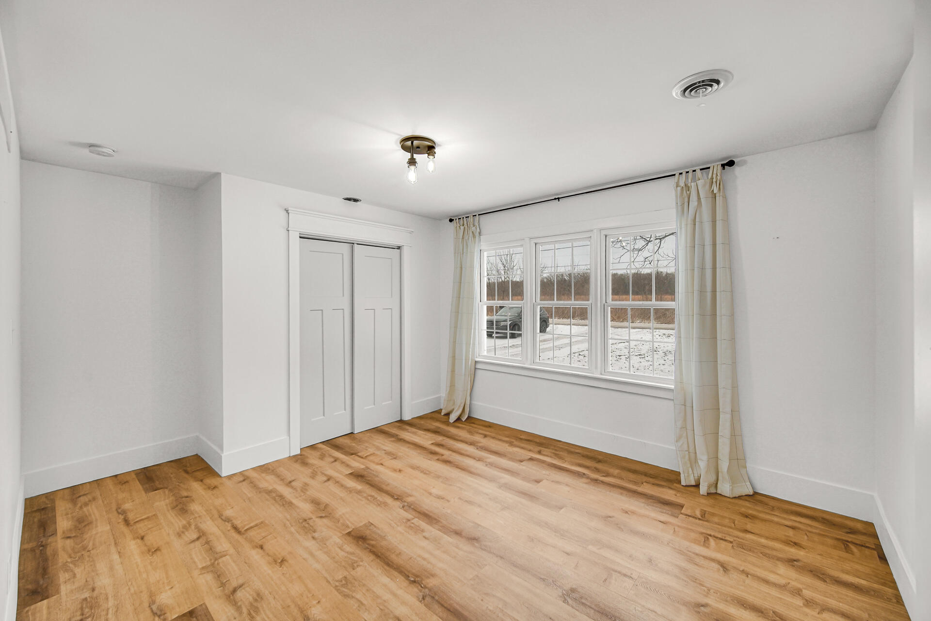 1411 West Beam Street Chesterton, IN 46304 - Photo 12 of 20 1920x1280