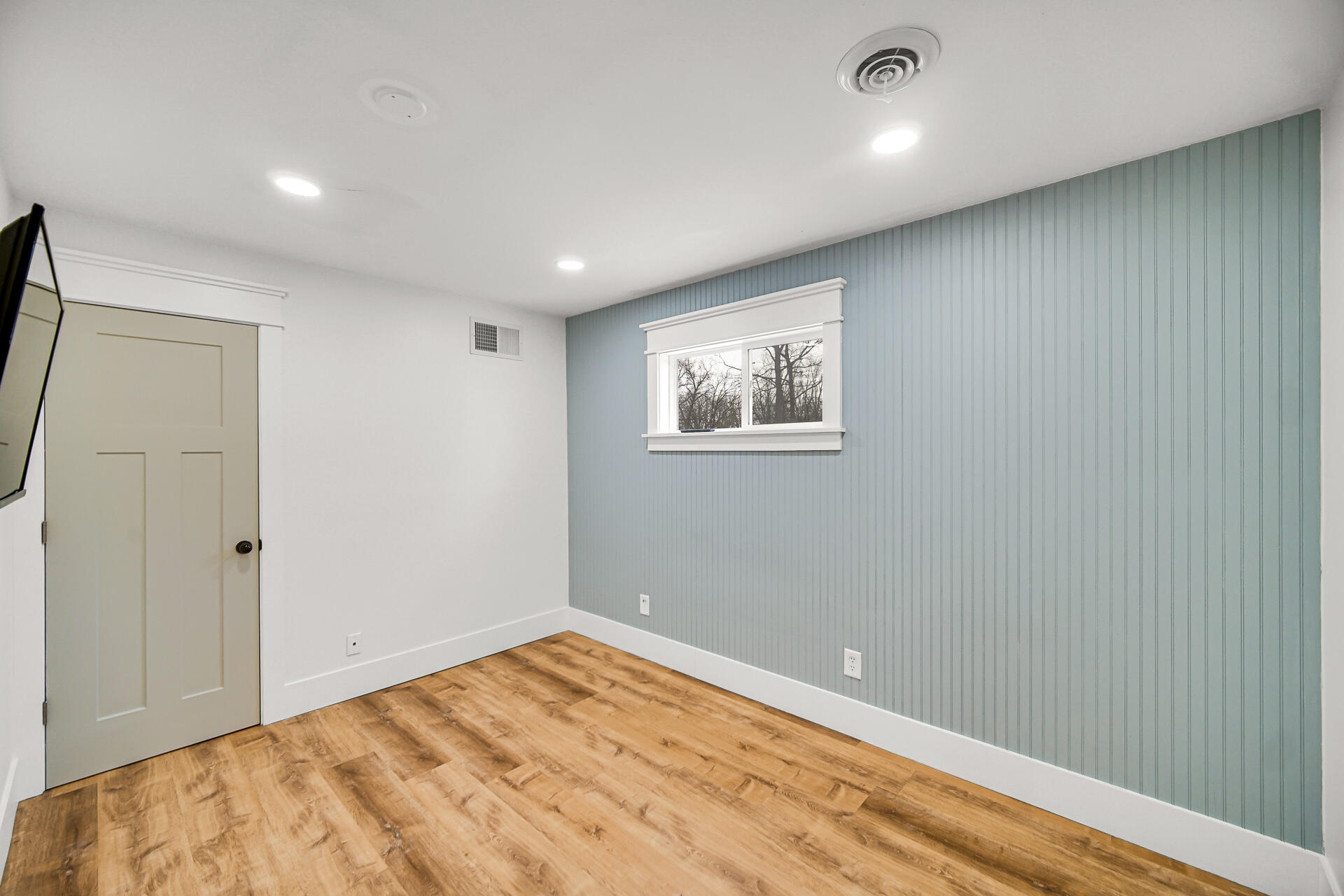 1411 West Beam Street Chesterton, IN 46304 - Photo 15 of 20 1920x1280